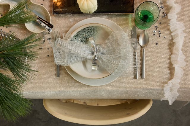 Creëer een feestelijk gedekte kersttafel