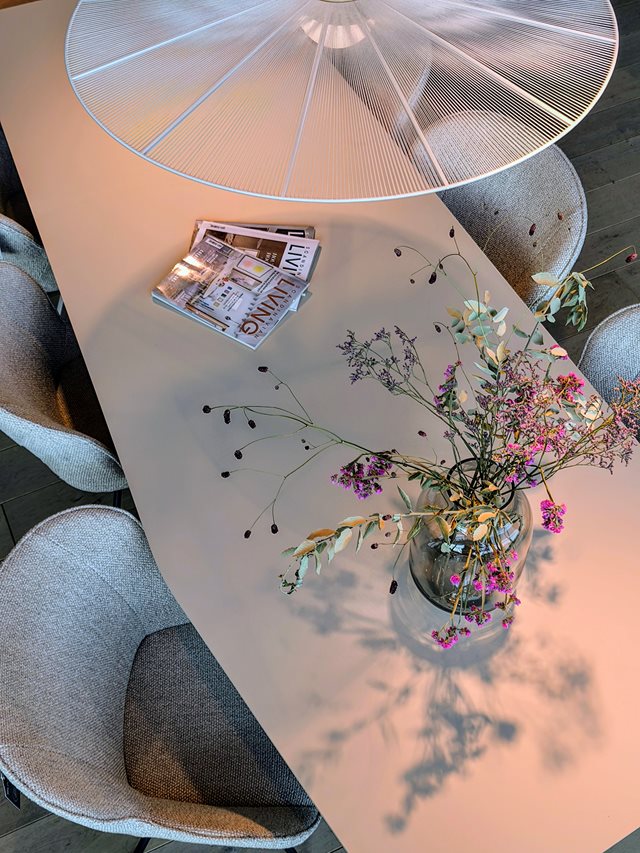 Van diner tot deadline: zo maak je van je eettafel de perfecte multifunctionele plek