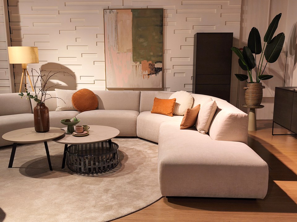 https://www.eliving.nl/write/Afbeeldingen1/Blog afbeeldingen/0. 01 Foto winkel/bank_coco_eliving.jpg?preset=content