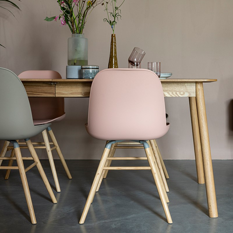 Rennen De controle krijgen Uitgebreid Tips bij het kopen van een eettafel voor een kleine ruimte - eLiving